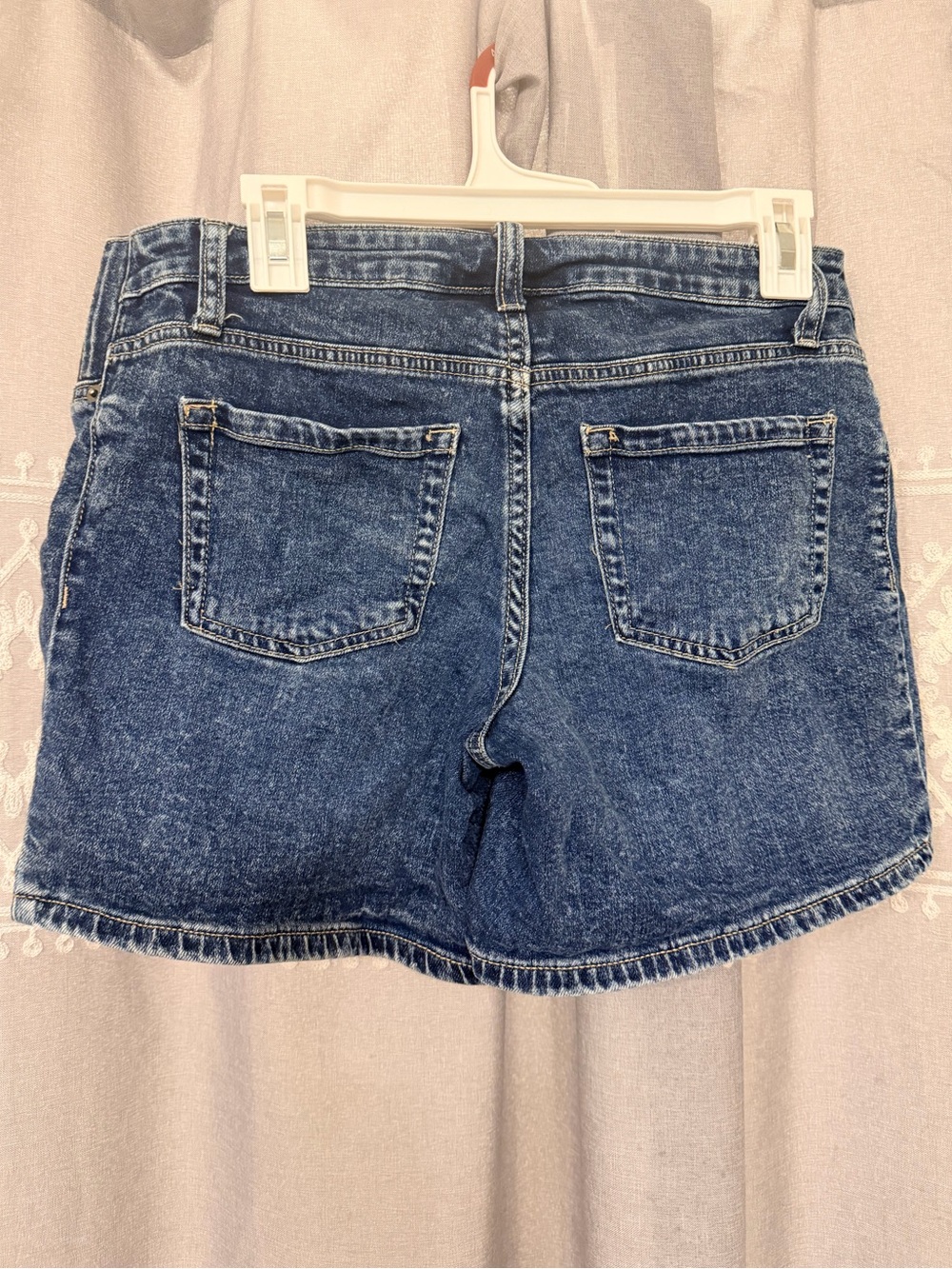 MATERNITY Shorts sz 4
